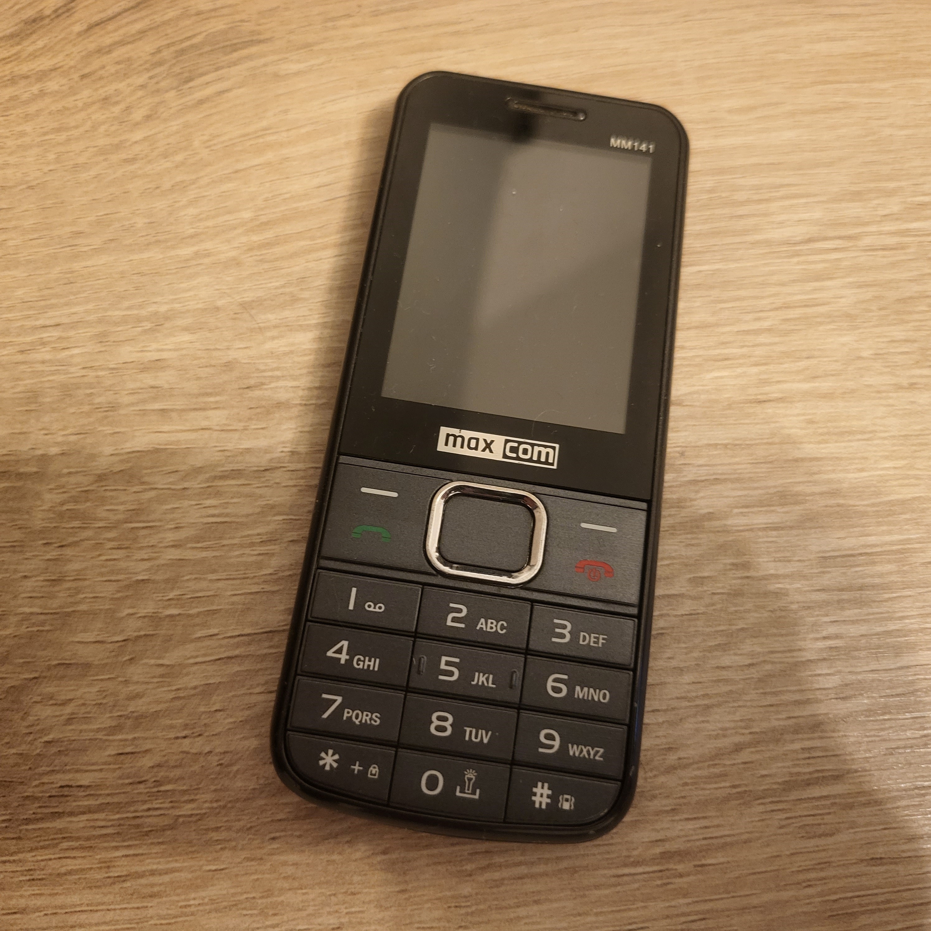 MaxCom MM141BB